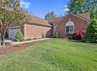 33705 Angeline Ave, Livonia, MI 48150