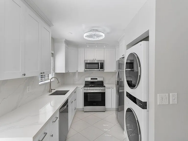 159 NW 70th St #603 — Photo 5