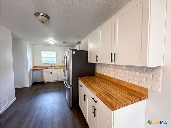 5th image of 501 Ridge St