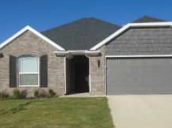 718 Citrine St, Lowell, AR 72745