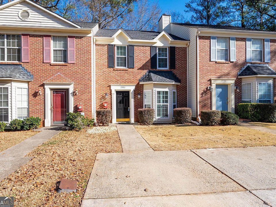1st image of 2993 Lexington Trace Dr SE