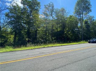 436 Town Hill Rd, New Hartford, CT 06057