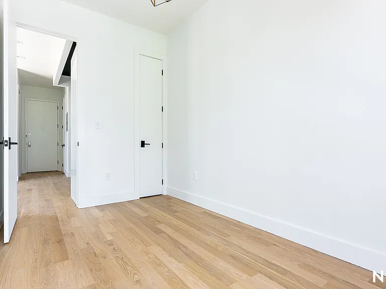 987 Bedford Ave #5F — Photo 3