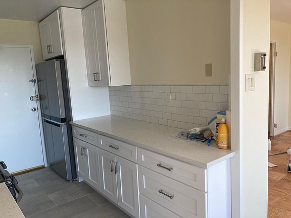 5th image of 6641 Wakefield Dr APT 916