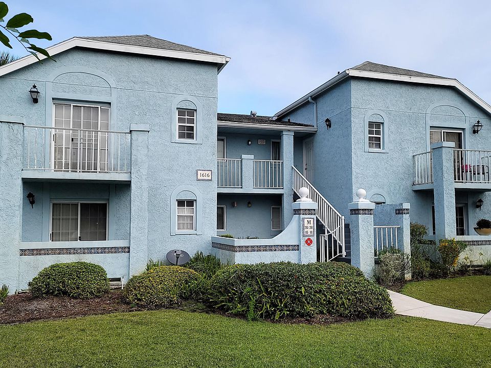 1st image of 1616 SE Green Acres Cir APT M103