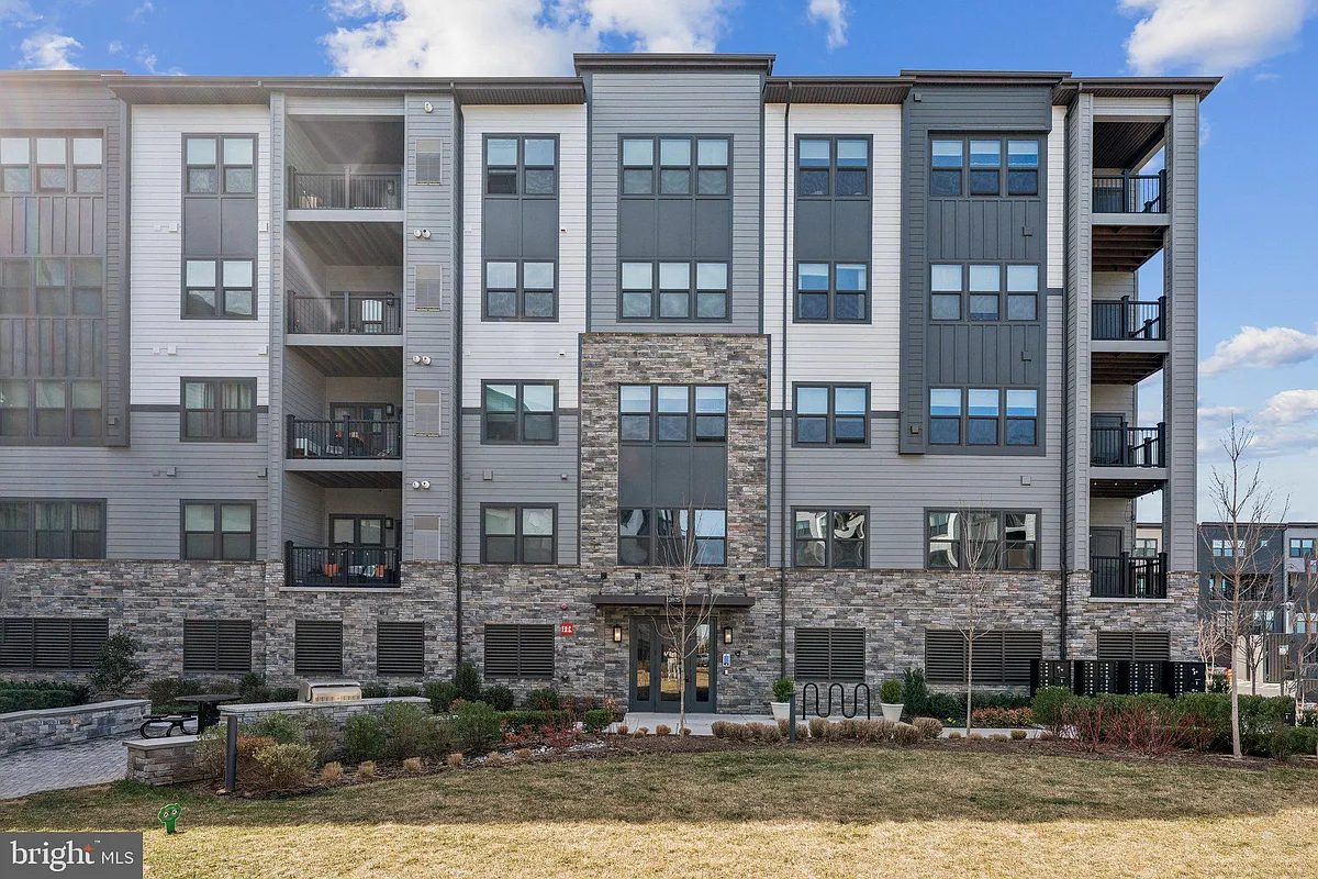 Building Photo - 12875 Mosaic Park Way #4-J