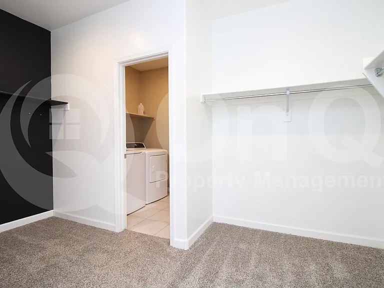 30425 W Picadilly Rd — Photo 16