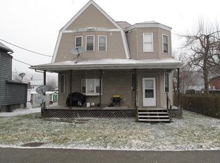 104 Federal St, Coal Center Boro, PA 15423
