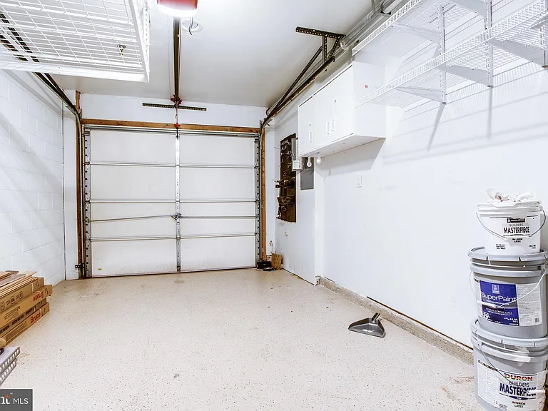 12975 Pinnacle Dr #1 — Photo 32