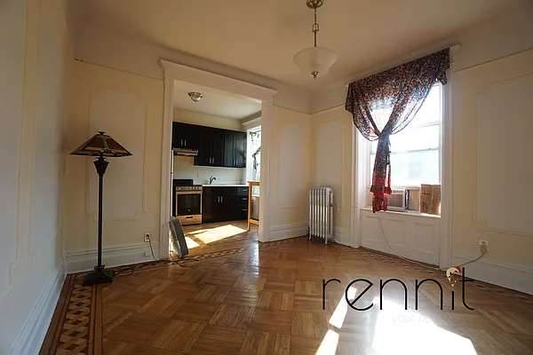 Rented by Rennit Inc. | media 21