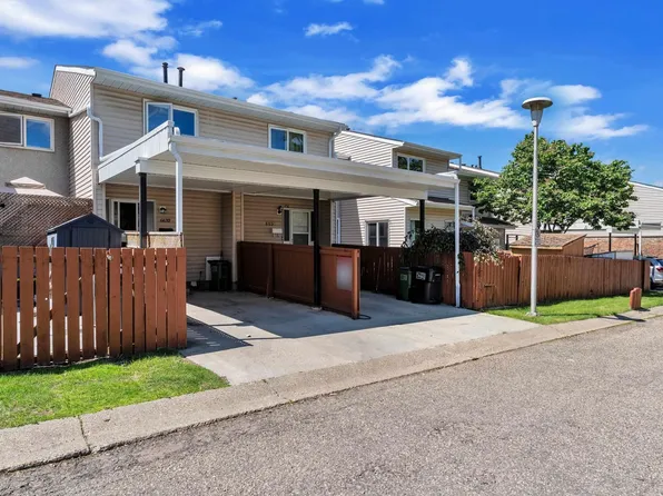 6632 36a Ave NW, Edmonton, AB T6K 1S3