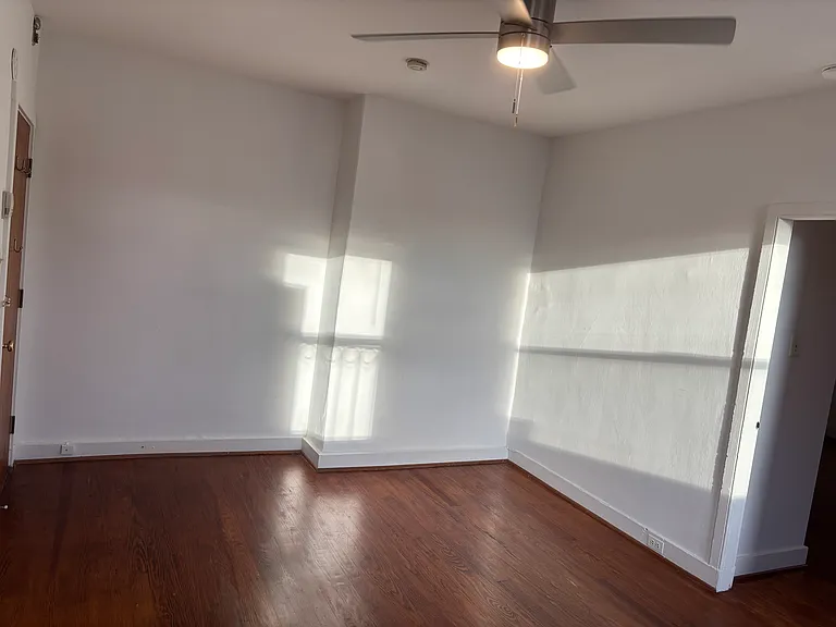 2400 Fleet St #B — Photo 24