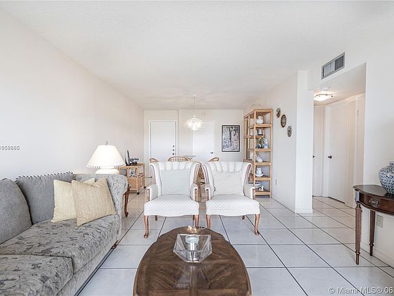 3rd image of 9120 Fontainebleau Blvd APT 503
