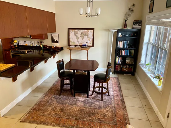 230 SW 2nd Ave APT 404, Gainesville, FL 32601