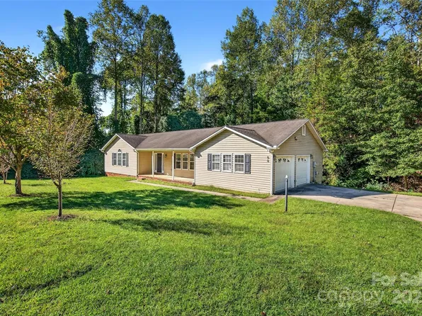 86 Springdale Dr, Marion, NC 28752