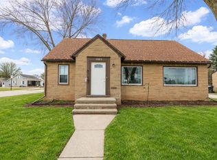 1105 Madison St, Little Chute, WI