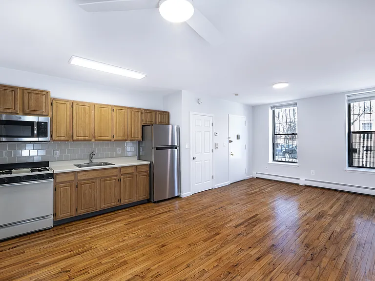 1866 Prospect Pl #1 — Photo 1