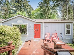 18918 Soundview Blvd NE, Suquamish, WA 98392
