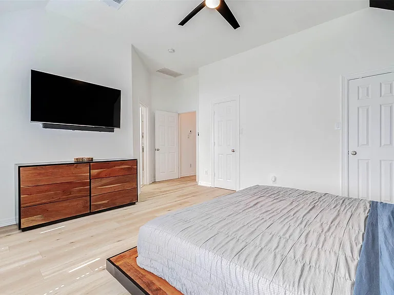 2706 Ridgeglen Ln — Photo 11
