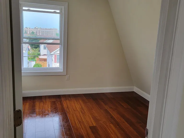 33 Winans Ave #3 — Photo 5