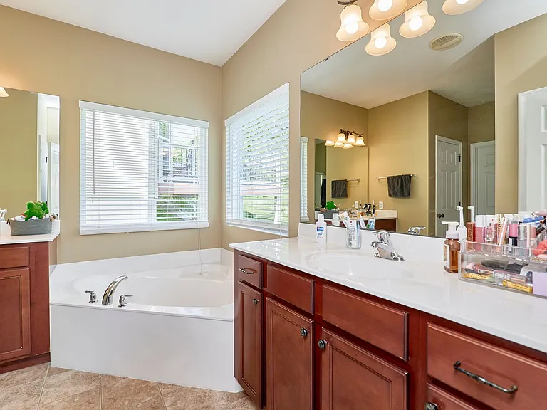 5233 Mirasol Manor Way — Photo 34