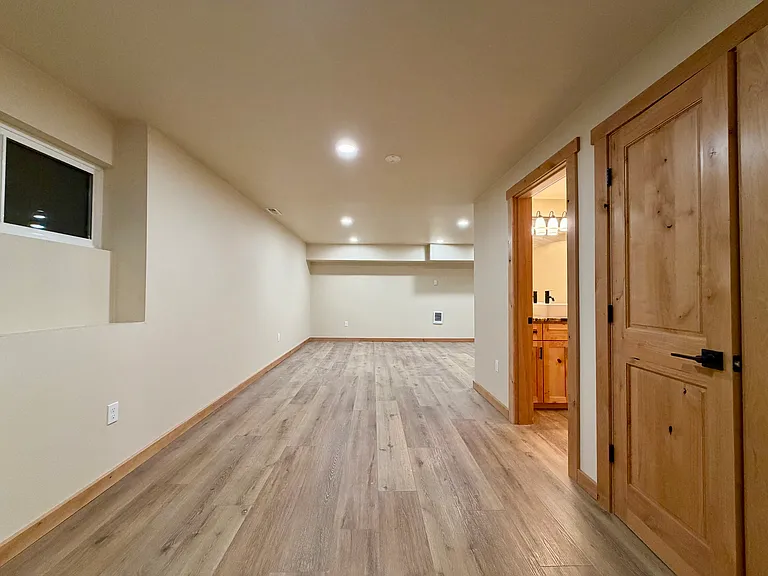 Pioneer Dr — Photo 20