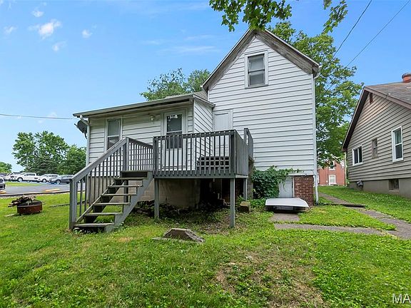 3rd image of 412 Koch Ave