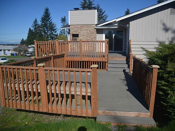 3rd image of 1025 S Westley Dr