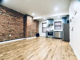 Rented by Aracely Cometti Fan