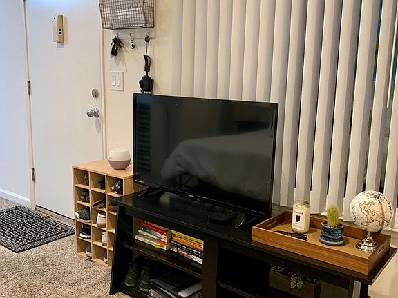 4th image of 525 E Maude Ave APT 32