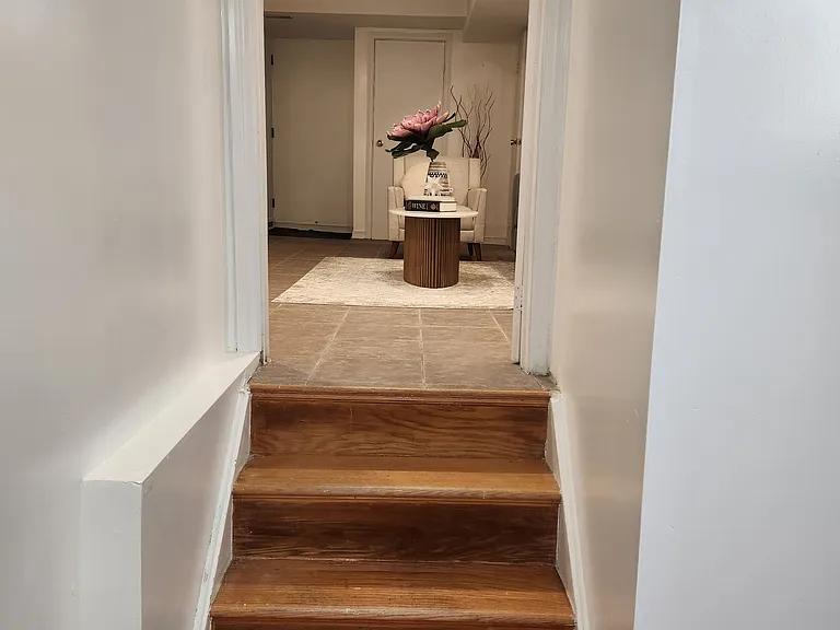 2814 Windjammer Rd #BASEMENT — Photo 3
