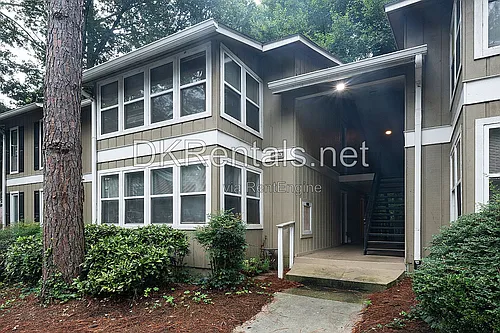 5143 Roswell Rd NE #9 Photo 1