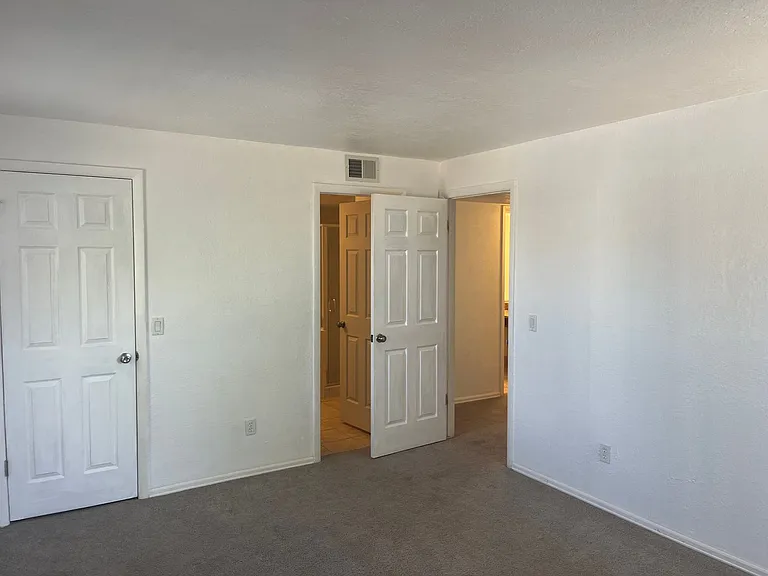 14120 E Temple Dr #Y06 — Photo 8