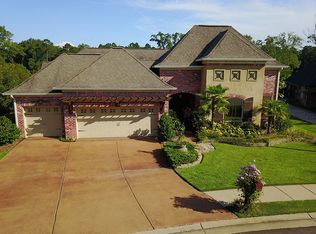 130 Woodlands Glen Cir, Brandon, MS 39047