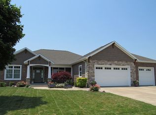 915 Nine Rock Rd, Sherman, IL 62684