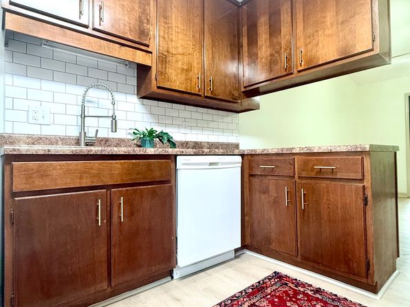 1919 Waldens Edge Way #1919