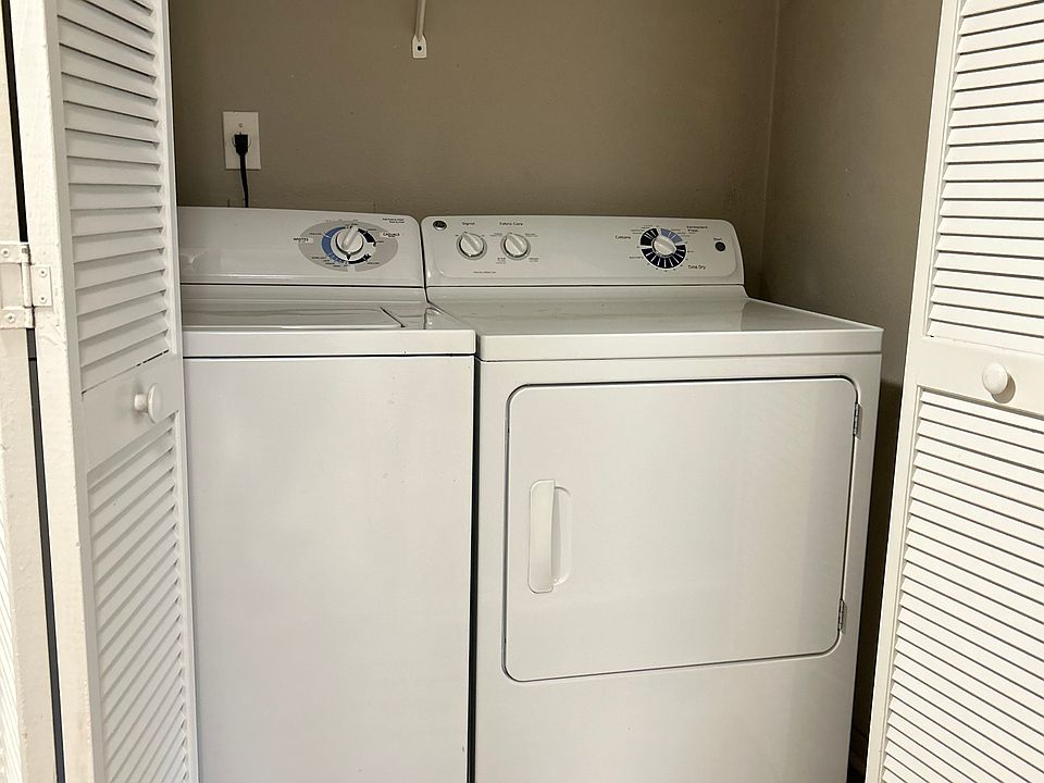 1st image of 3802 Calibre Bend Ln #303
