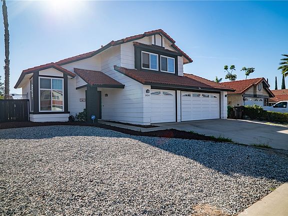 4th image of 1454 Cresta Rd