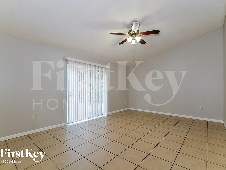 649 Nardello Dr — Photo 7