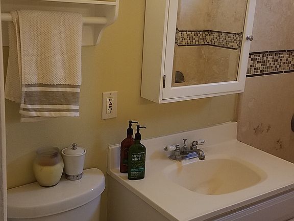 5th image of 2505 Felton Ln #1
