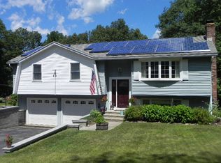 14 Eaton Rd, Tolland, CT 06084