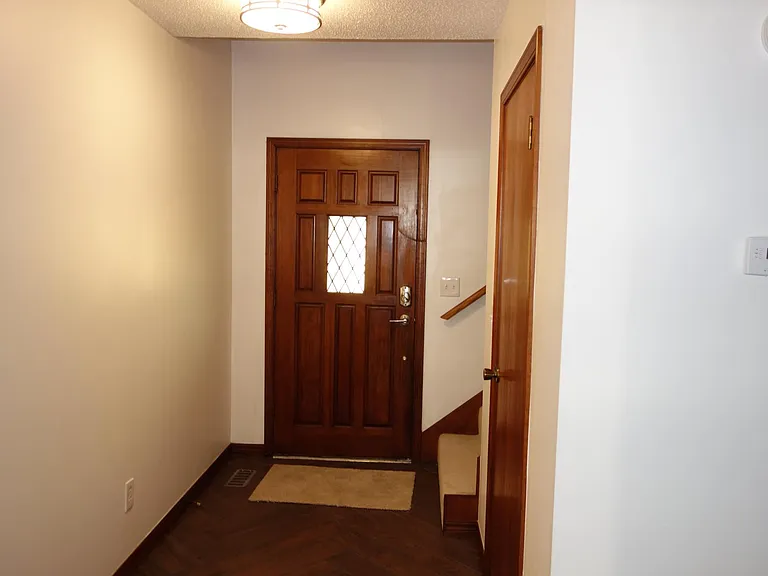 7116 S Indianapolis Ave — Photo 5