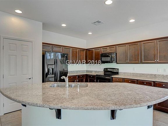 3rd image of 3628 Corte Bella Hills Ave