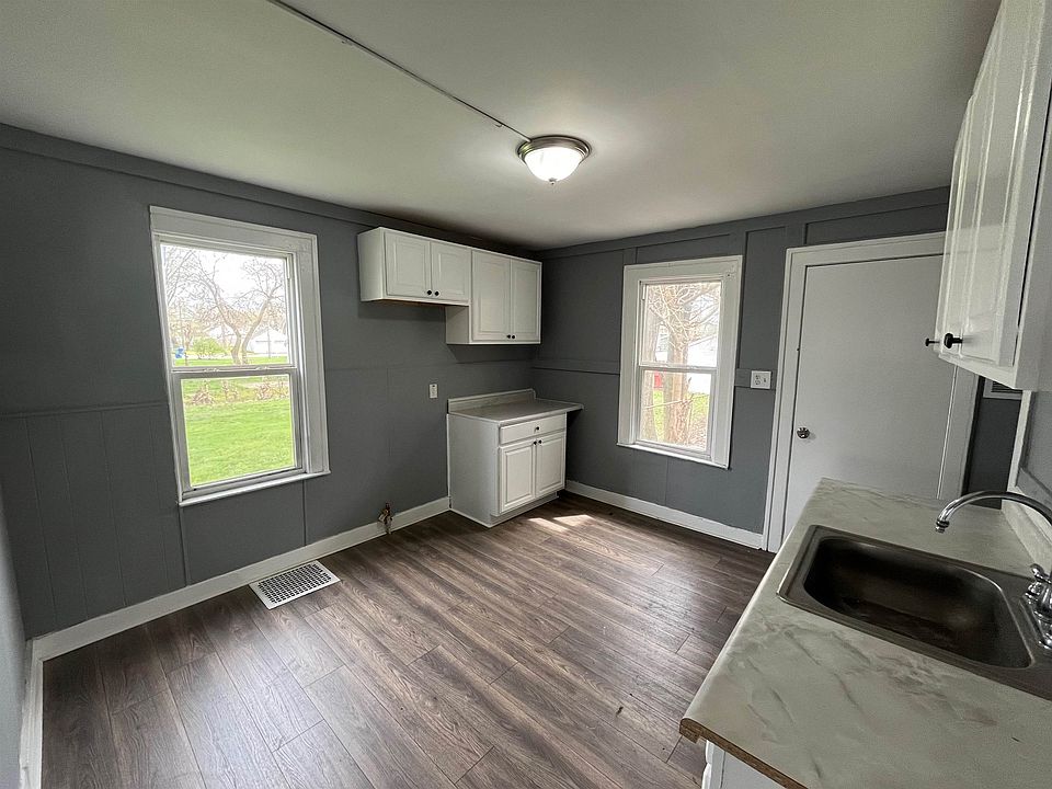 8086 Jackson Ave, photo 6