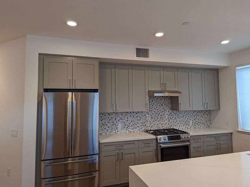 1st image of 400 El Camino Real Unit 101