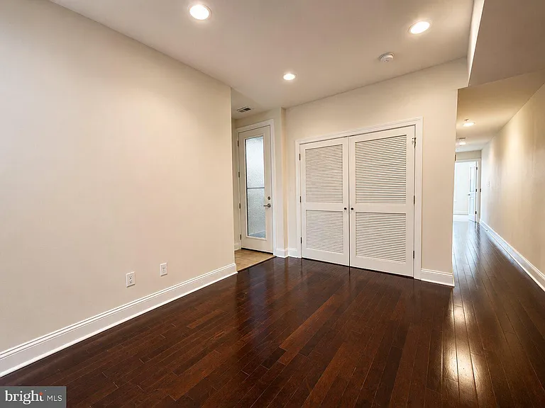 1814 N 16th St #2A — Photo 2