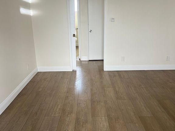 3rd image of 3779 Lockland Dr #7A