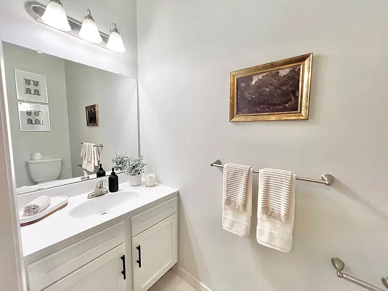 Brook View Apartments — Photo 12