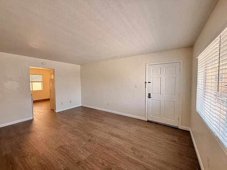 4522 Park Blvd — Photo 3