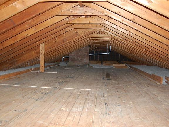 4th image of 3549 Cherry Ln